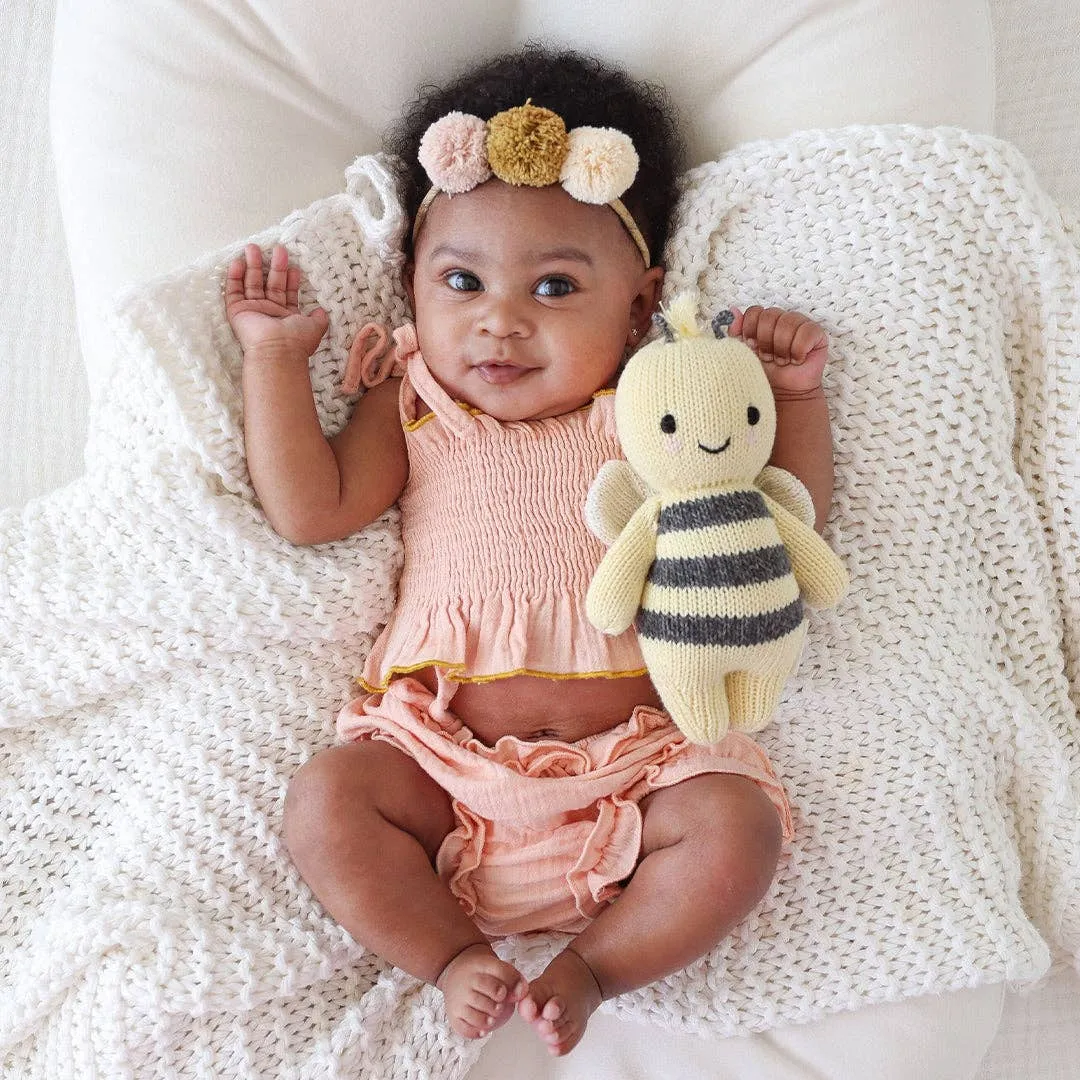 Baby bee, gives 5 meals