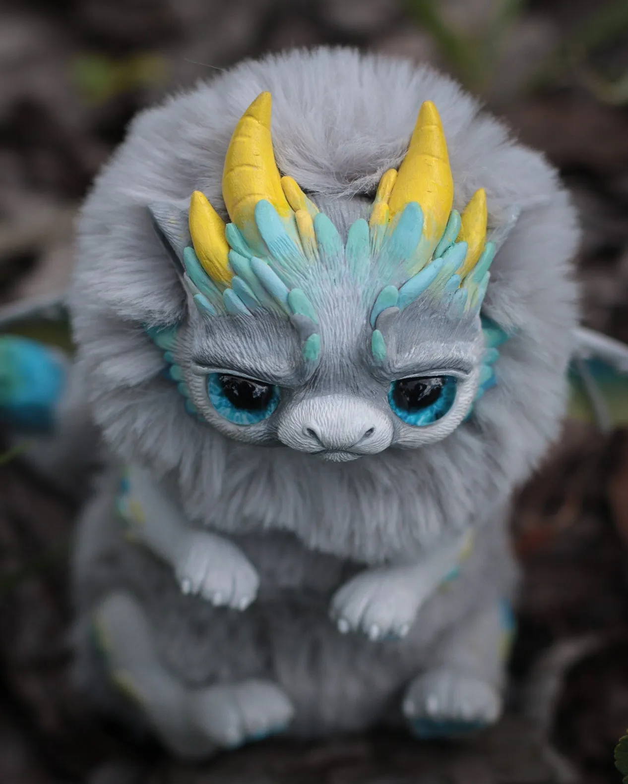 Grumpy dragon– Grey