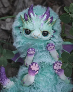 Grumpy dragon– Mint