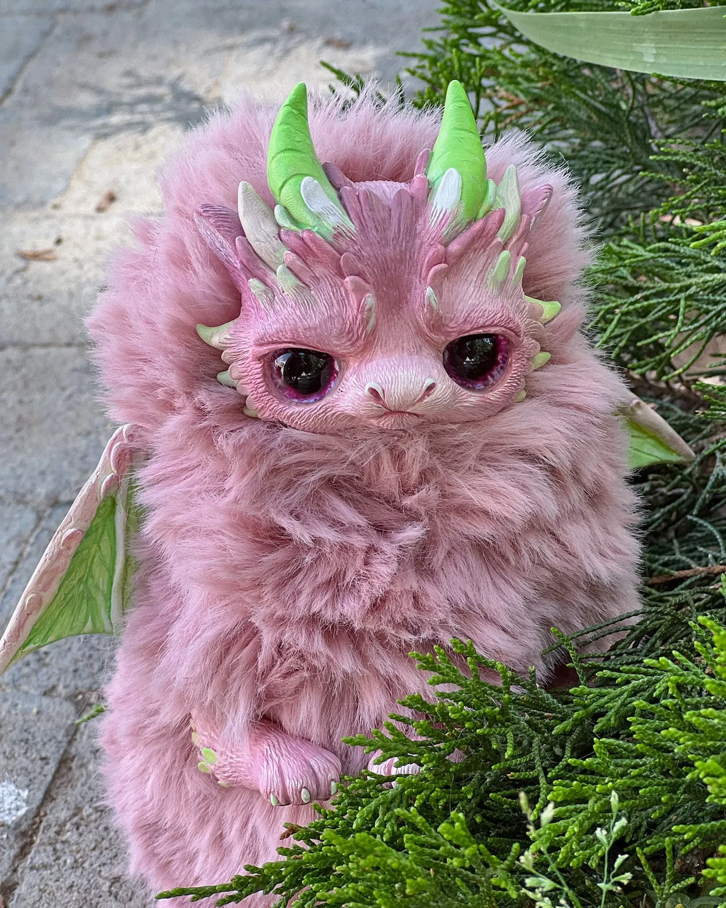 Grumpy dragon– Pink