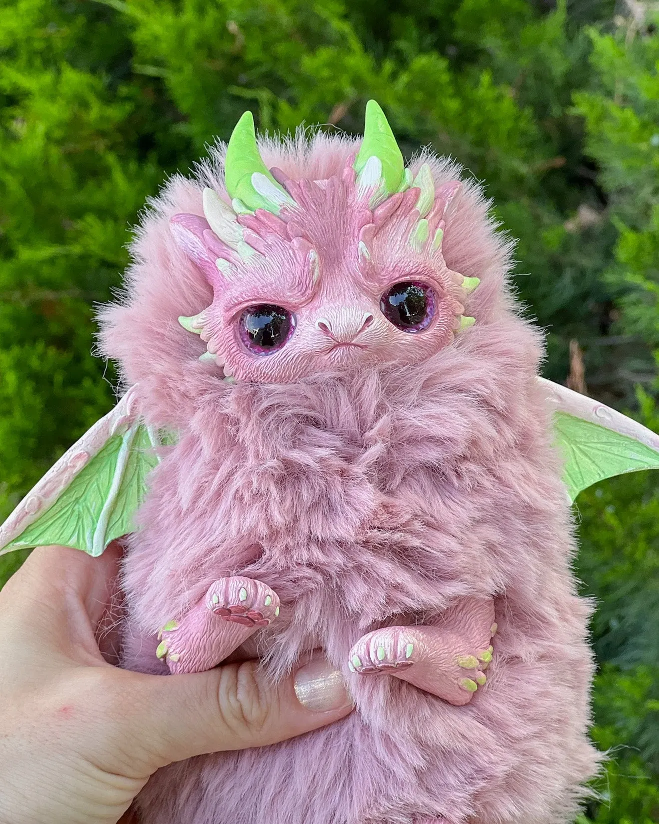Grumpy dragon– Pink