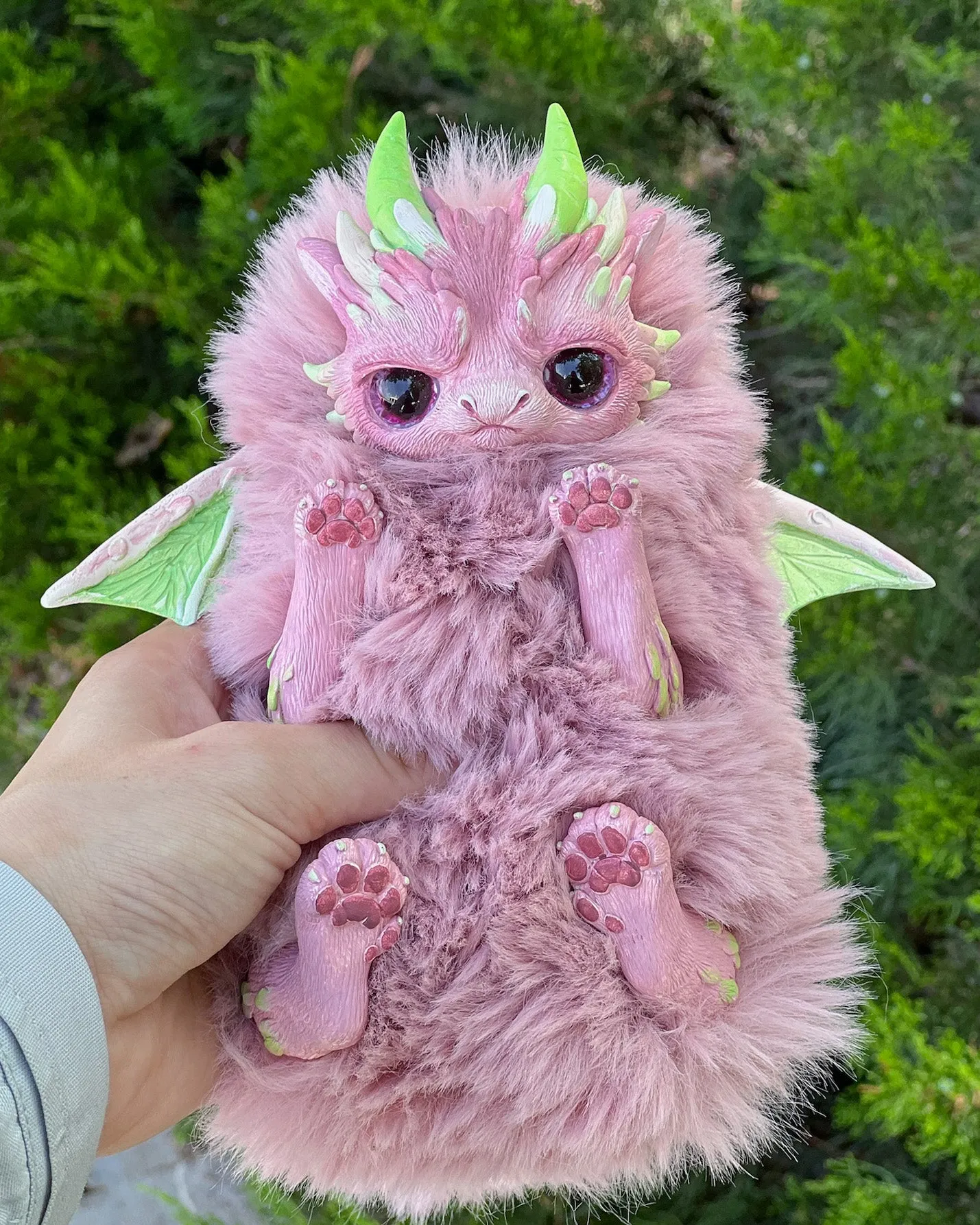 Grumpy dragon– Pink