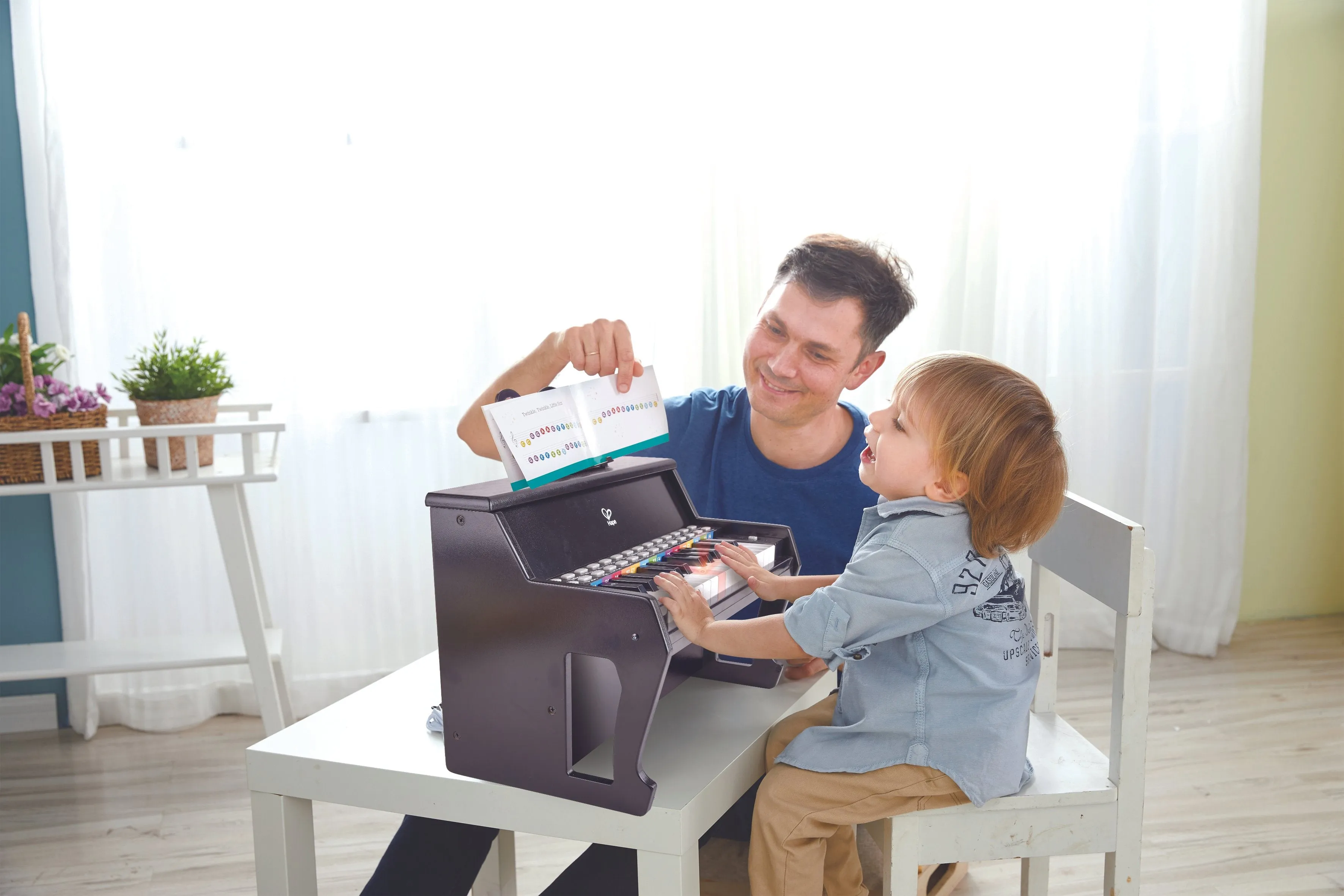 Hape Learn with Lights Piano Black