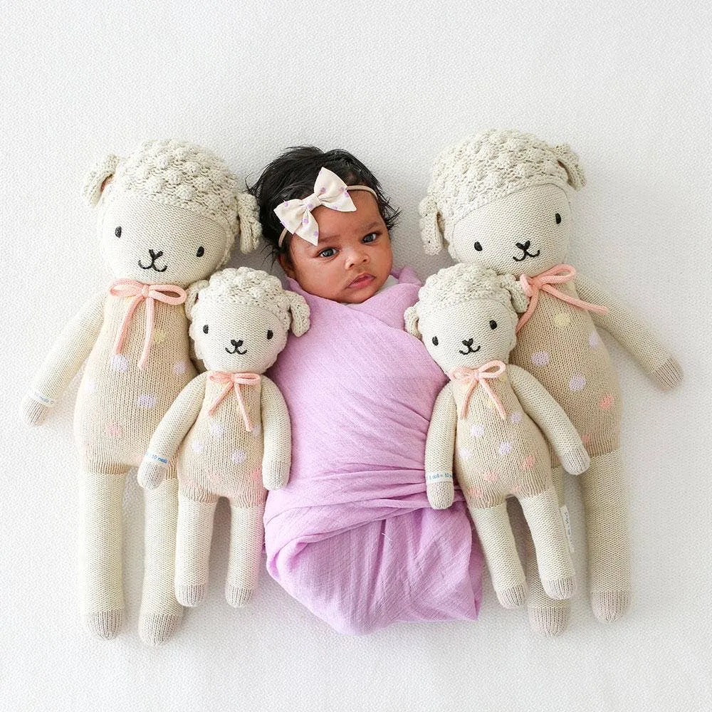 Lucy the lamb (pastel), gives 10 meals: Little - 13"