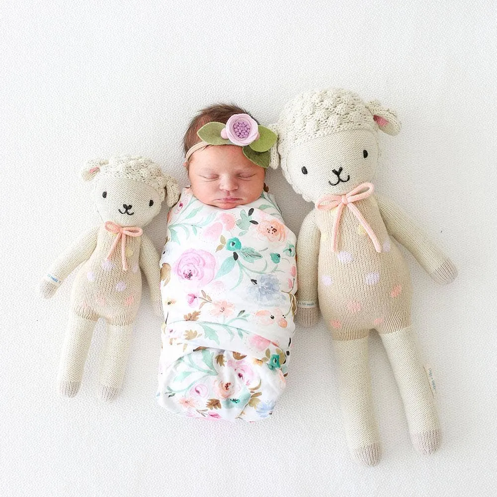 Lucy the lamb (pastel), gives 10 meals: Little - 13"