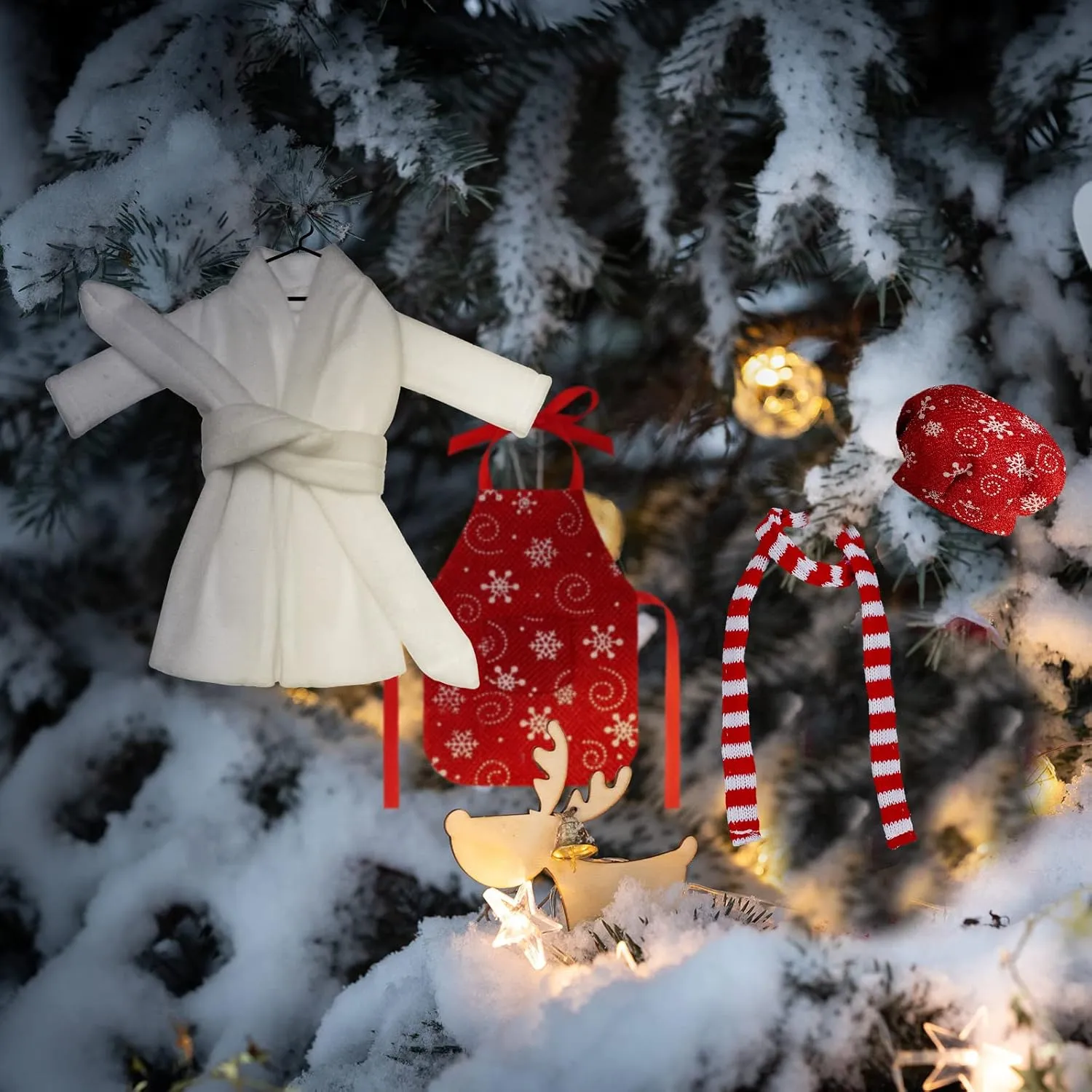 Set with Christmas Sleeping refrain texture awhile Bag, Bathrobe, Apron and Chef Hat, Scarf, Glasses, Christmas Hammock Xmas Accessory for Doll Decorations(Lattice) 8 Pcs Christmas Doll Accessories 