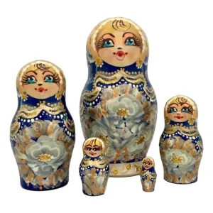 Small Russian Nesting Dolls Set