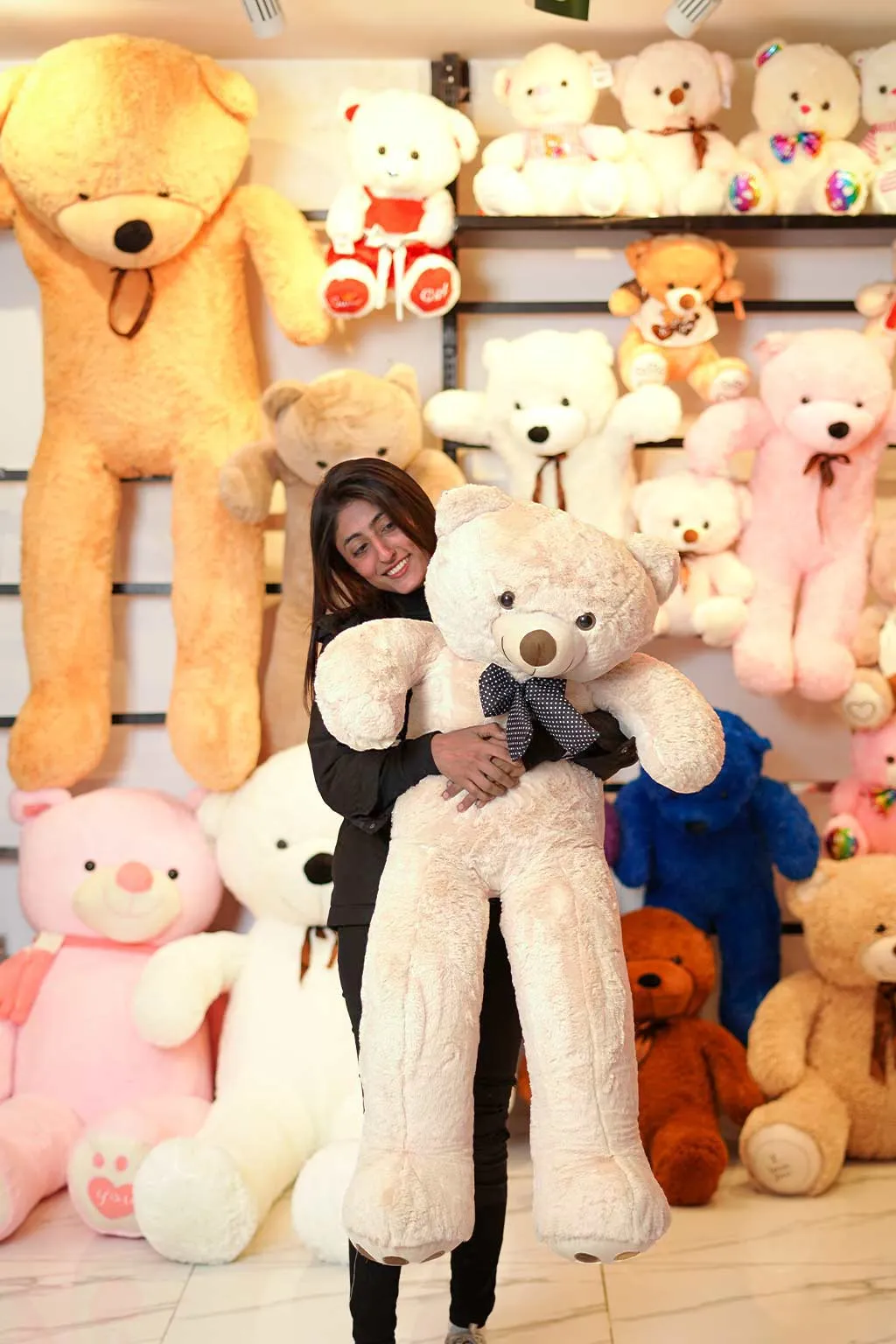 Soft And Huggable Jumbo Brown Teddy Bear 120cm - Giant Teddy Bear