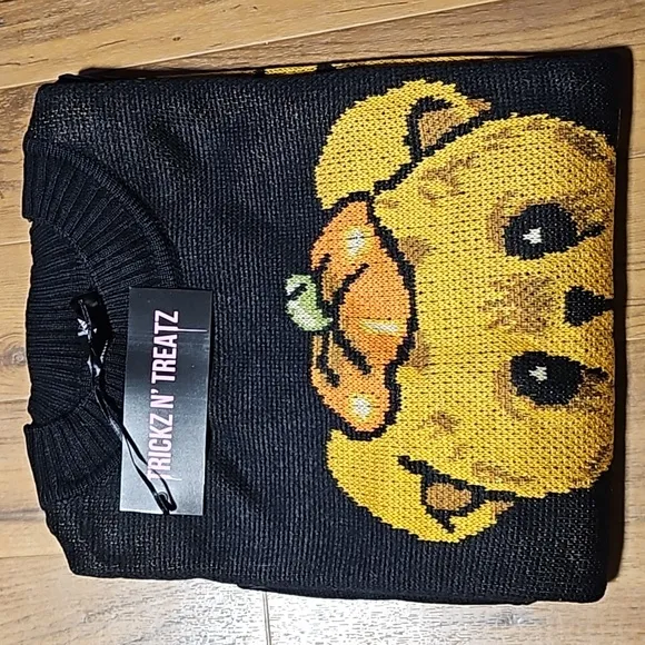 Trickz N' Treatz Possess Your Heart Teddy Sweater