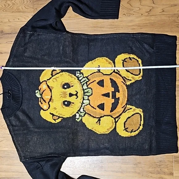 Trickz N' Treatz Possess Your Heart Teddy Sweater