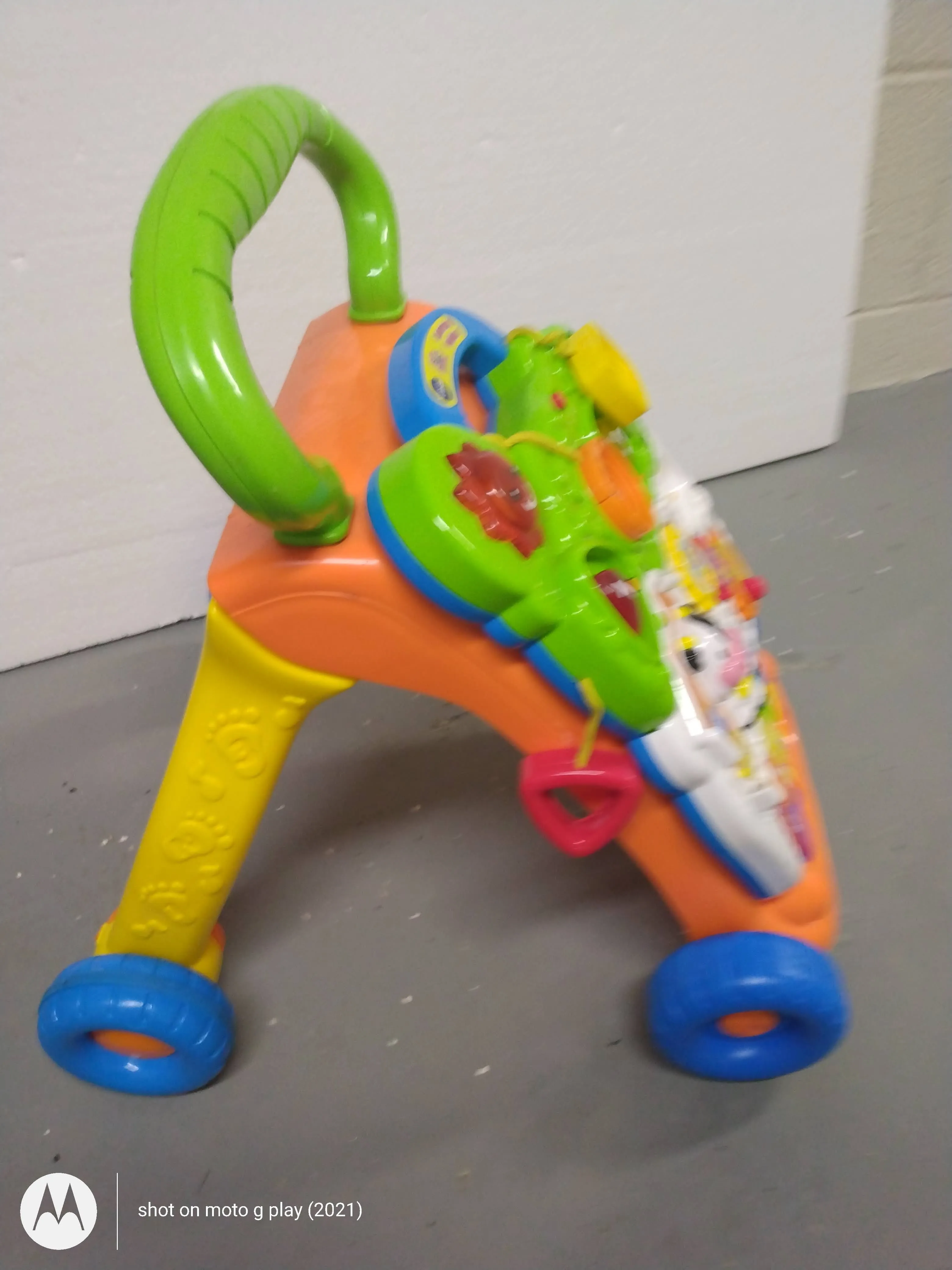 VTech Sit-to-Stand Learning Walker